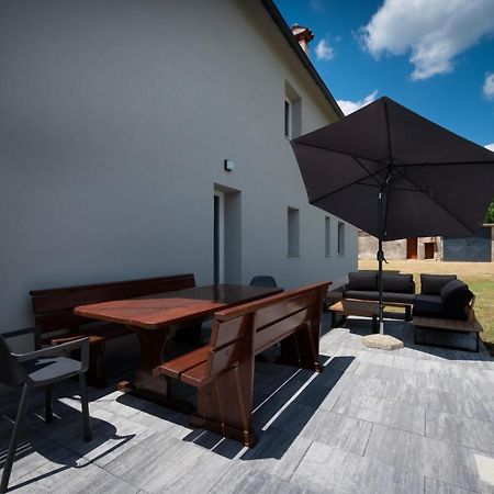 Villa Slivari Nedeščina Eksteriør billede